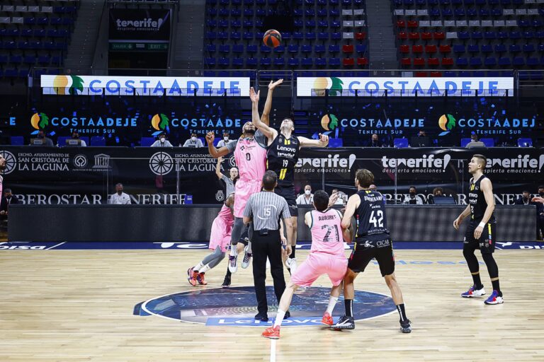 72-96 El Lenovo Tenerife no pudo con el Barça