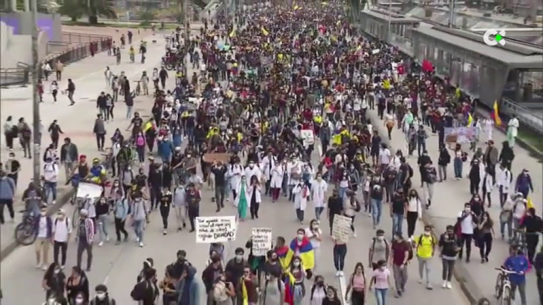 Las principales calles de Colombia vuelven a ser escenario de protestas