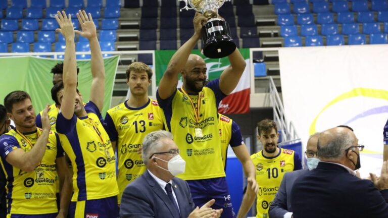 El Guaguas renueva para la próxima campaña al brasileño Moisés Cezar