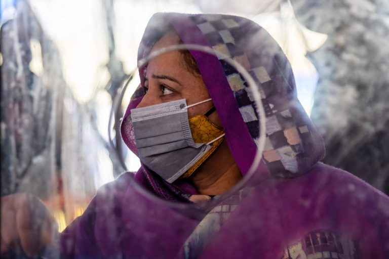 India registra un nuevo máximo de muertes por coronavirus