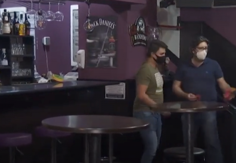 Abren su local de ocio tras cerrar en agosto