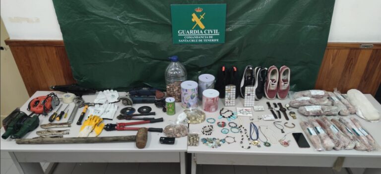 La Guardia Civil arresta al autor de 26 de delitos de robo con fuerza en comercios de La Palma