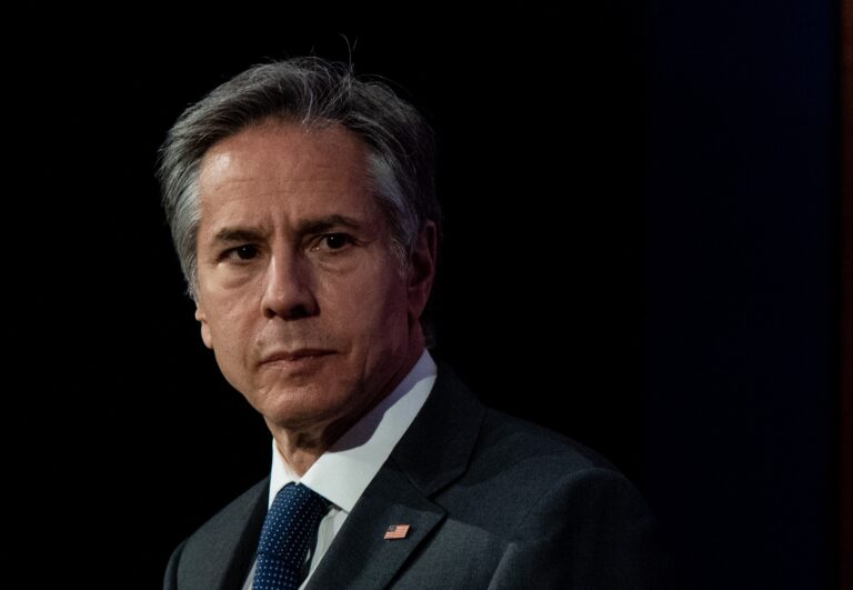 EEUU condena la acción de Bielorrusia para detener a un periodista opositor