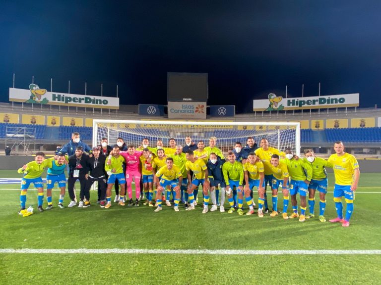 La UD Las Palmas se despide del Estadio de Gran Canaria con victoria (3-2)