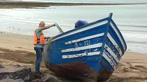 Rescatan una patera al este de Lanzarote con 26 migrantes a bordo y otra en Alegranza