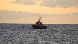 Activan prealerta por contaminación marina en el Puerto de La Luz