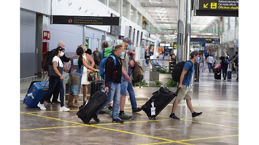 Gobierno pide a Reino Unido que reevalúe a España en sus destinos por regiones