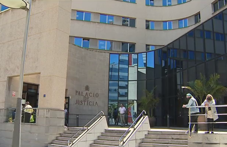 Archivan la querella presentada contra el alcalde de Arona, José Julián Mena