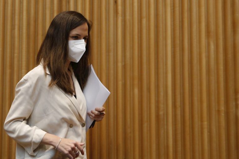 El Gobierno prepara una reforma del modelo de acogida de menores inmigrantes