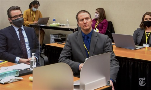 El juez condena a Derek Chauvin a 22 años de prisión por la muerte de George Floyd