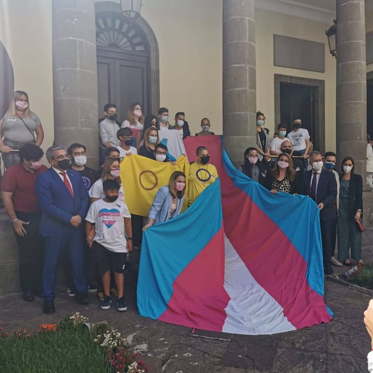 El Gobierno ultima el texto de la Ley Trans que reconoce la autodeterminación de género