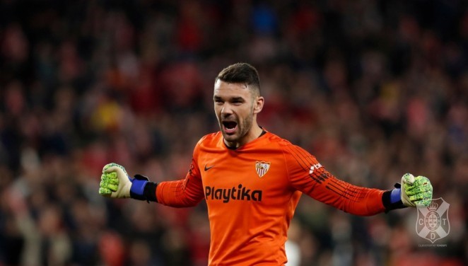 El guardameta Juan Soriano defenderá la camiseta del CD Tenerife hasta 2024