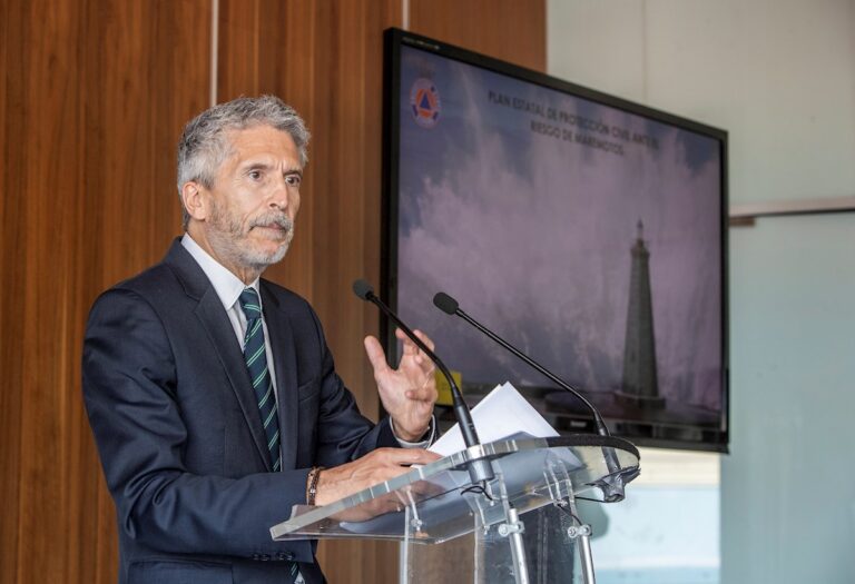 Marlaska recuerda a los 104 moteros muertos este año y apela a la prudencia