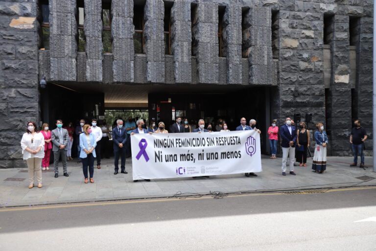 Torres condena el asesinato de Josefa y recuerda las 98 víctimas desde 2003