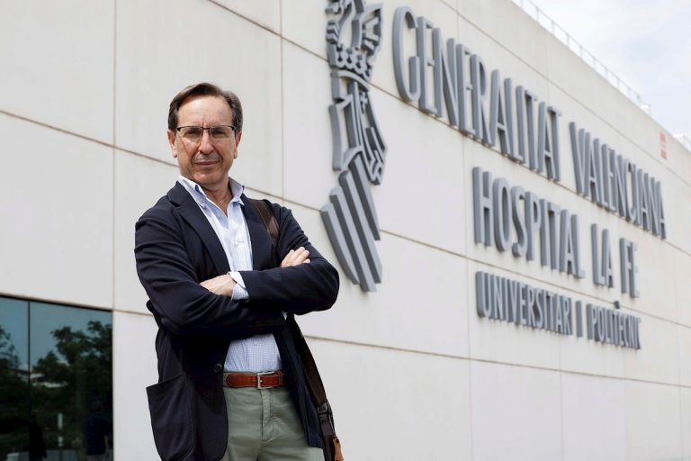 Los intensivistas creen que la pandemia ha evidenciado la necesidad de ampliar las UCI