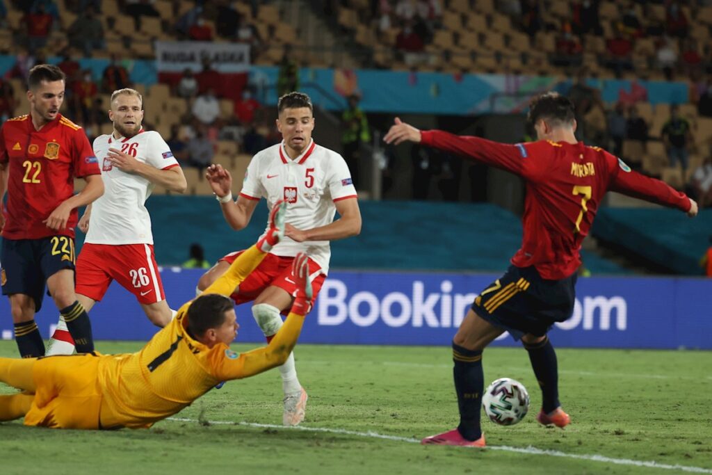 gol Lewandowski y el poste España 