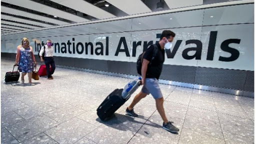 Reino Unido no añadirá nuevos países a su «lista verde», según la BBC