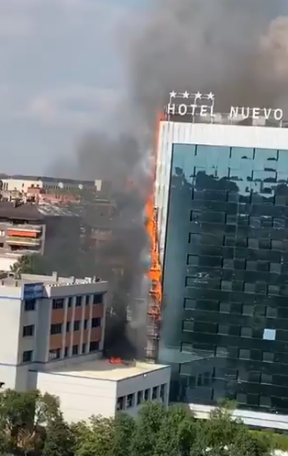 Extinguido el incendio en el Hotel Nuevo Madrid