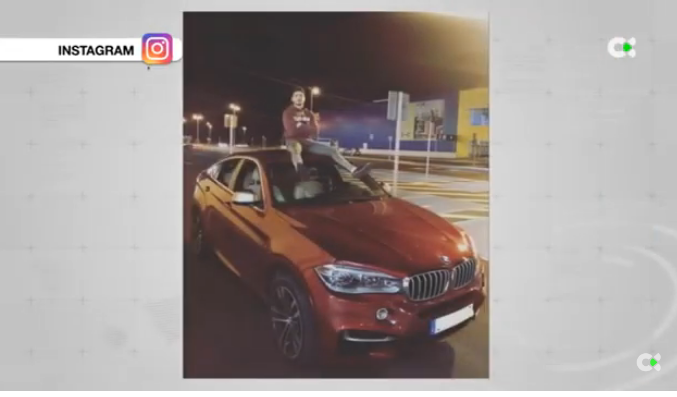 Colisiona contra cuatro coches y se saca un ‘selfie’