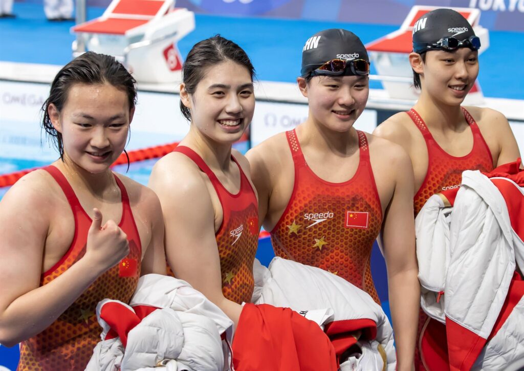 China bate en natación el récord mundial de relevo 4x200