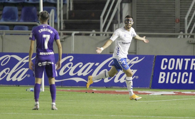El CD Tenerife traspasa a Jacobo González al Sabadell