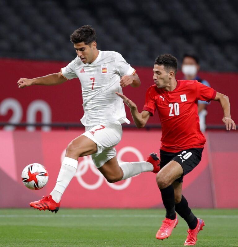 España se queda sin Ceballos y necesita un líder