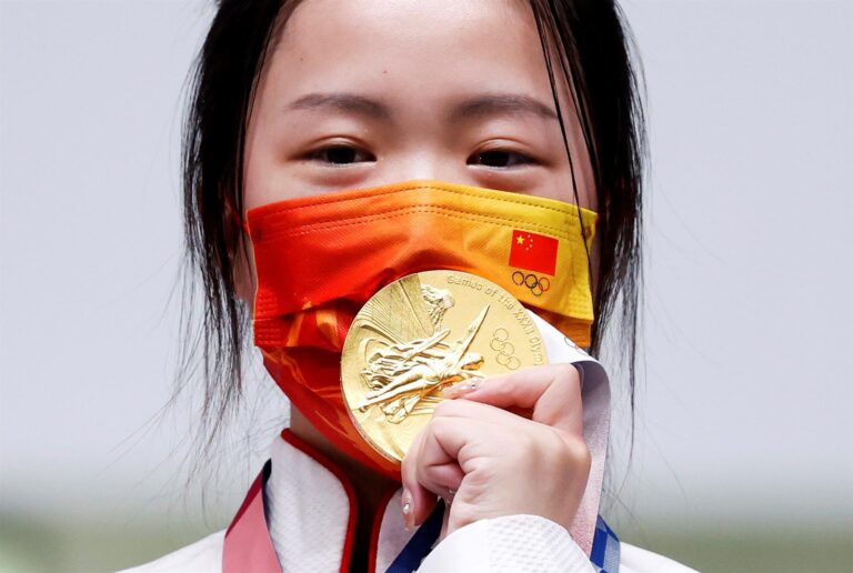 La china Yang Qian, primera campeona olímpica en Tokyo 2020
