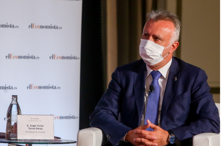 Torres asegura que la vacuna es el escudo ante una posible quinta ola de la pandemia