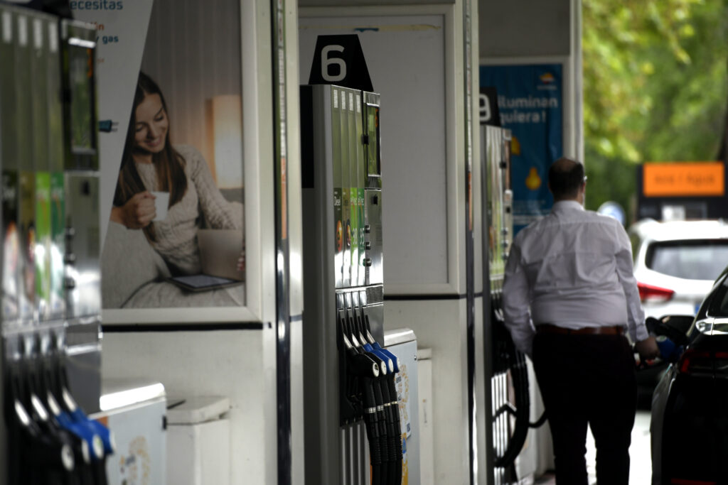 El precio de la gasolina supera su récord histórico nueve años después