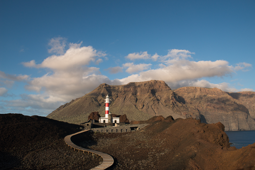 El Cabildo de Tenerife realiza obras en Punta de Teno para mejorar su embarcadero y facilitar la accesibilidad a este entorno natural 