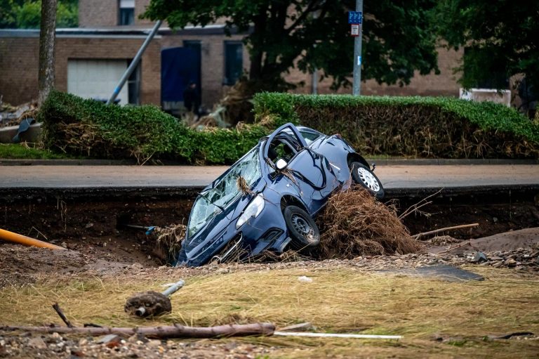 Aumentan a 180 los fallecidos por las inundaciones en Alemania y Bélgica