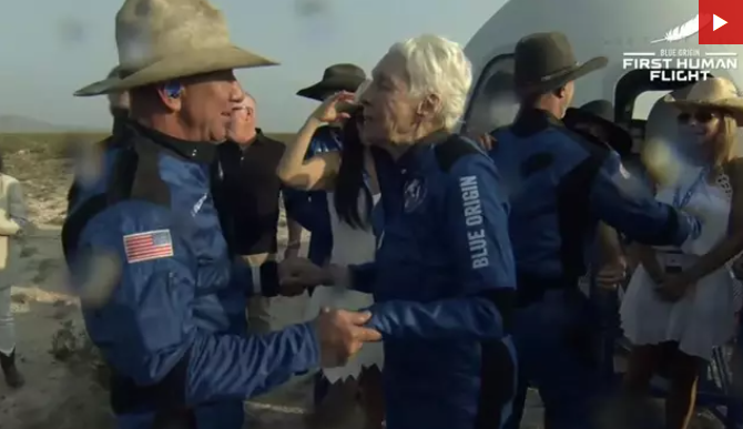 Jeff Bezos cumple su sueño de viajar al espacio