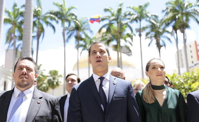 Guaidó asegura que evitó ser detenido gracias a la intervención de vecinos