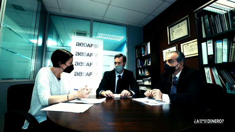 ‘¿A dónde va mi dinero?’ recibe el Premio Iris del Jurado 2021