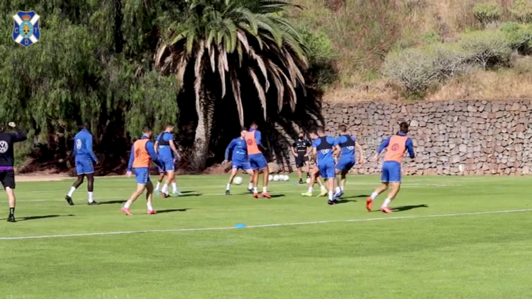 El Tenerife comienza la semana con cuatro jugadores aislados por COVID-19