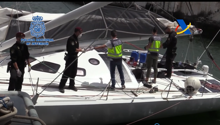 Intervenida una tonelada de cocaína oculta en un velero abordado en medio del Atlántico