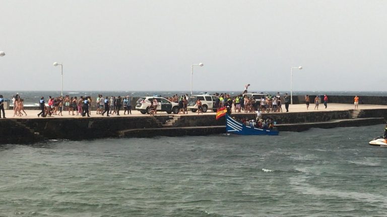 Tres embarcaciones con inmigrantes llegan a Lanzarote y Fuerteventura