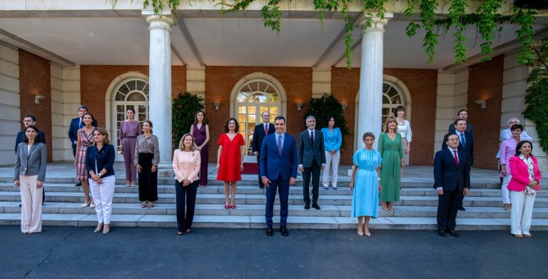 El PSOE repunta ligeramente y amplía su ventaja con el PP hasta los 5 puntos