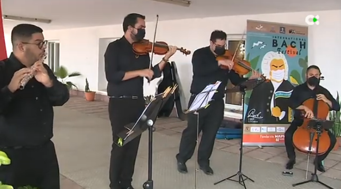 Concierto de música en la Residencia de Mayores de Taliarte