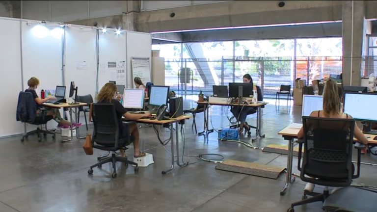 Sanidad notificará por SMS a los positivos de covid y los contactos estrechos