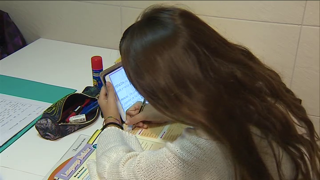 Los alumnos catalanes regresan a clase sin mascarilla un día antes que el resto
