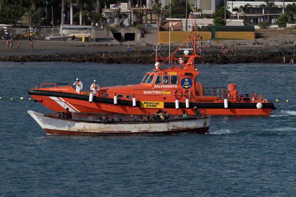 Llega a La Gomera una embarcación con 104 personas