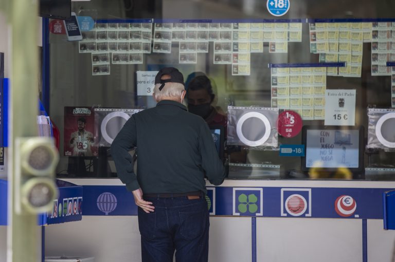 El primer y el segundo premio de la Lotería Nacional cae en Gran Canaria y Tenerife