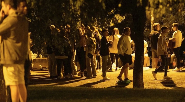 Hasta 4.000 jóvenes en el segundo gran botellón de San Mateo en Logroño 