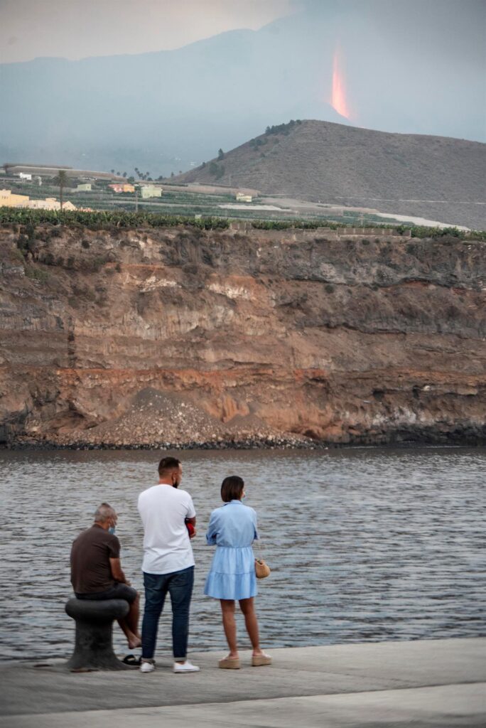 Involcan dice que el peligro de llegada al mar de la lava está delimitado