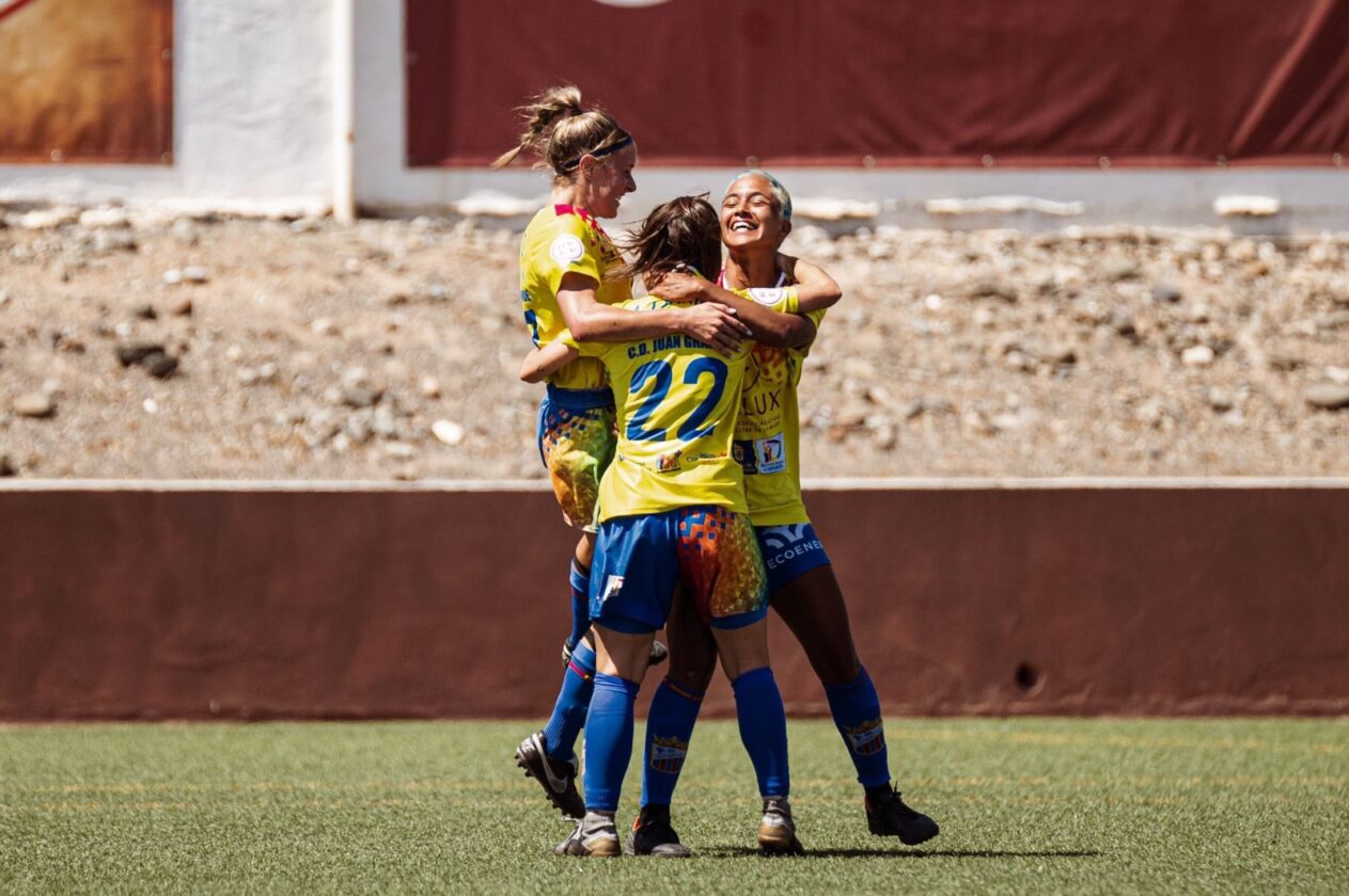 Remontada ante el Alhama y liderato para el Juan Grande Femenino (3-1)