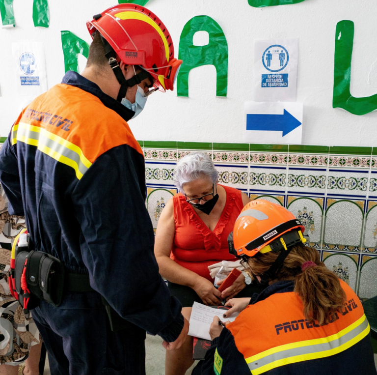 Infoca asegura que el incendio de Málaga es «de una potencia y fuerza inusitada»