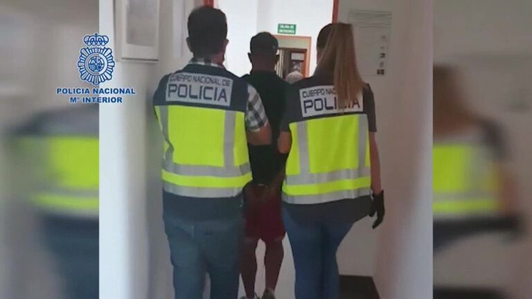 A prisión el piloto de una patera, que cobraba 1.500 euros a cada migrante