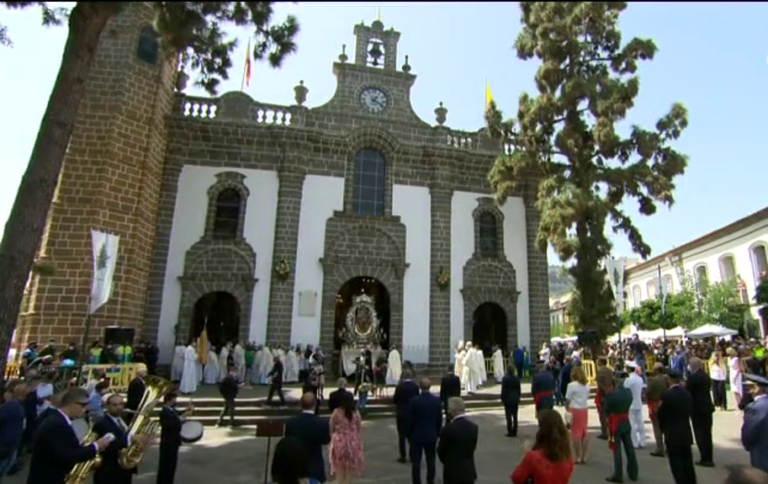 La Villa de Teror muestra fervor y devoción a la Virgen del Pino