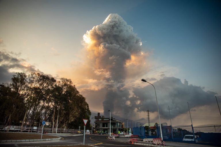 El cono del volcán de Cumbre Vieja mide 1.124 metros sobre el nivel del mar